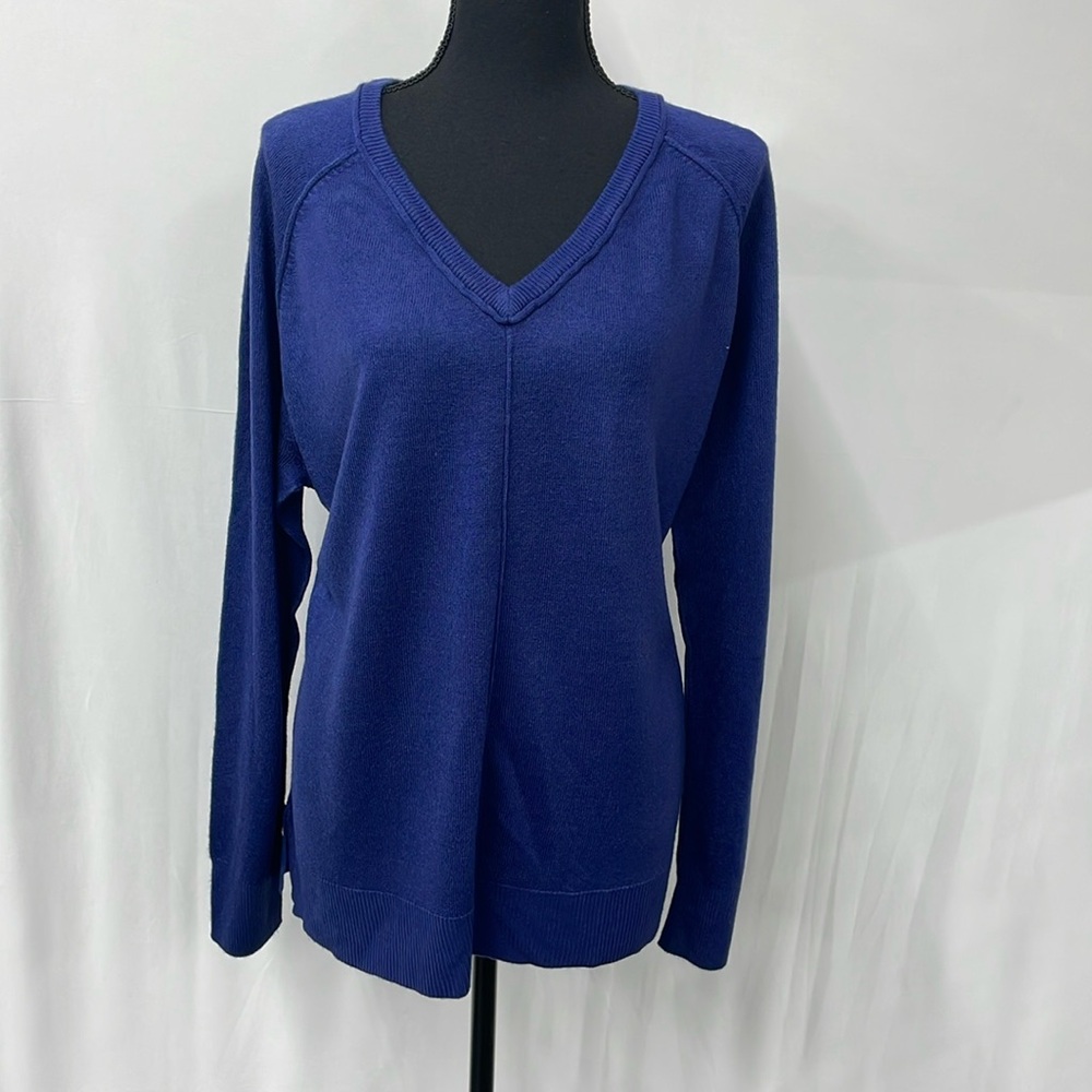 Sweet Romeo pullover v-neck sweater in dark violet blue, size Large.